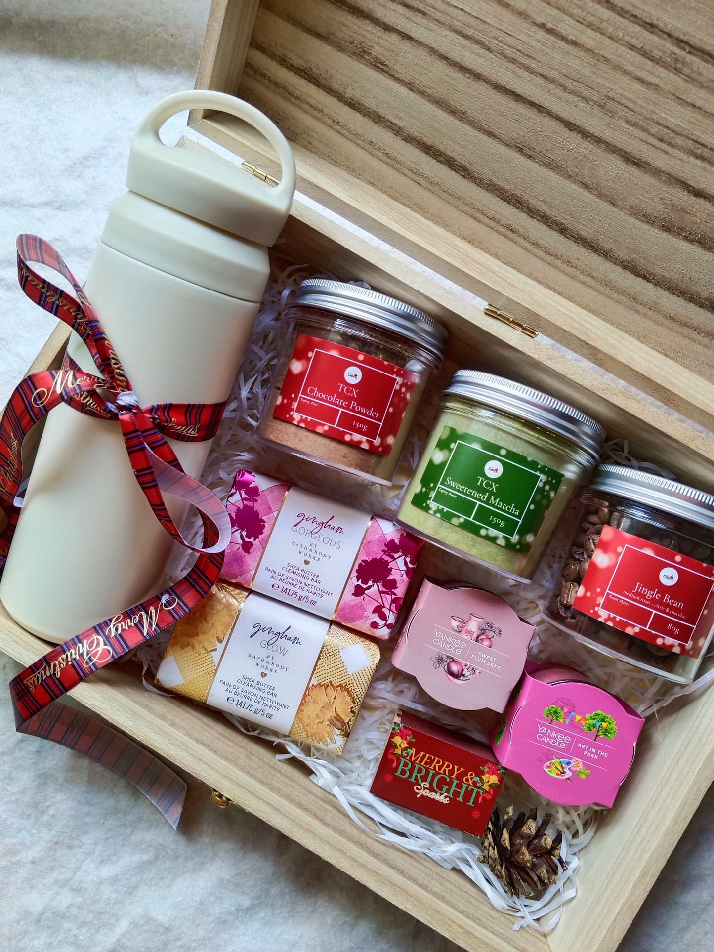 Christmas Gift Box - Holly Jolly